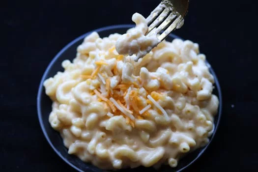 creamy mac and cheese side dish